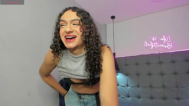 scarletcherry18 online show from 26, 2, 2026