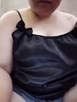 Zoe-666 online show from 19, 7, 2026