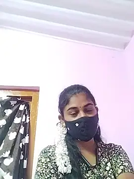 Snapshot of Tamil_Hot_RoyalQueen chatting on 31, 1, 2026 Tamil Hot RoyalQueen online show from 31, 1, 2026