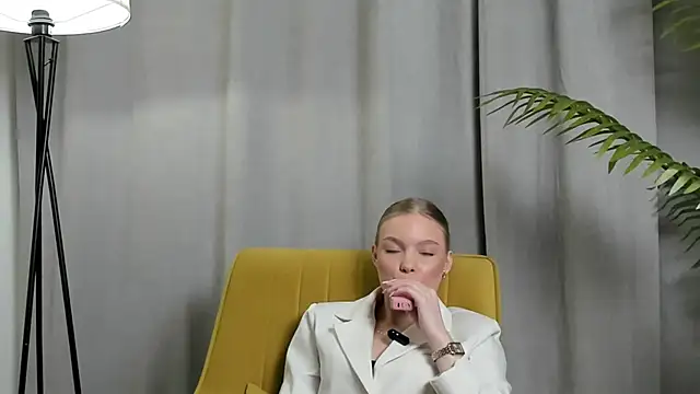 YenKaltenbach online show from 13, 1, 2026