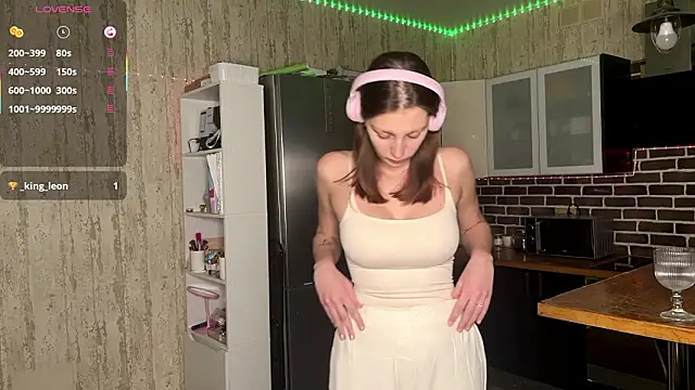 Snapshot of ChrisAmott chatting on 12, 2, 2026 ChrisAmott online show from 12, 2, 2026