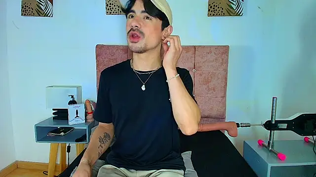 Snapshot of Ethan_Briggs_ chatting on 6, 2, 2026 Ethan Briggs online show from 6, 2, 2026