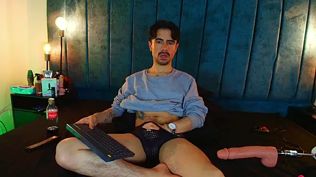 Ethan Briggs  online show from 12, 3, 2026