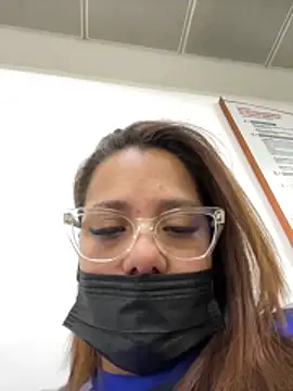 Snapshot of Pretty__Milf chatting on 12, 6, 2026 Pretty Milf online show from 12, 6, 2026