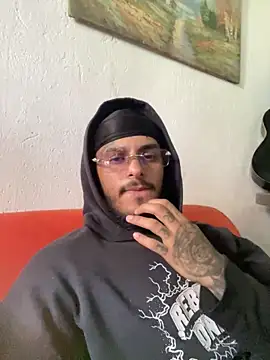 Snapshot of liyamjunior chatting on 10, 2, 2026 liyamjunior online show from 10, 2, 2026