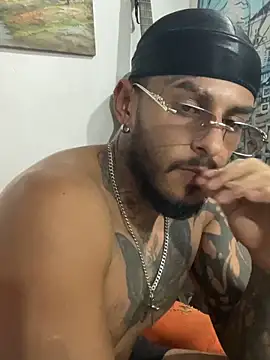 Snapshot of liyamjunior chatting on 13, 2, 2026 liyamjunior online show from 13, 2, 2026