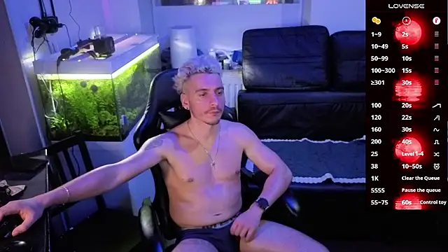 Rayzel White online show from 13, 2, 2026