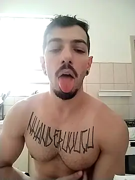 Snapshot of LuigiBoni chatting on 15, 1, 2026 LuigiBoni online show from 15, 1, 2026