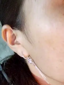 miumiu sexy2x online show from 2, 4, 2026