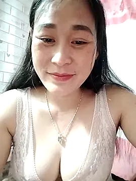 Snapshot of NgocLinh_69 chatting on 8, 3, 2026 NgocLinh 69 online show from 8, 3, 2026