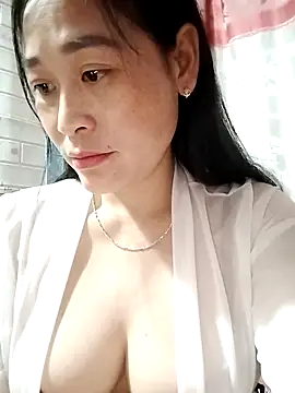 Snapshot of NgocLinh_69 chatting on 22, 3, 2026 NgocLinh 69 online show from 22, 3, 2026