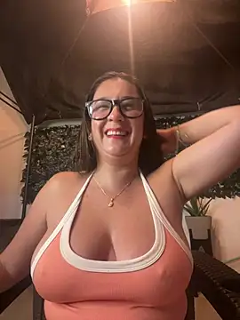 Snapshot of _Sashaa chatting on 7, 8, 2026 Sashaa online show from 7, 8, 2026