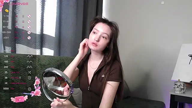 Snapshot of Fairy_m00n_ chatting on 2, 4, 2026 Fairy m00n online show from 2, 4, 2026