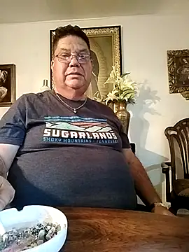 Snapshot of Zordomudo13 chatting on 4, 2, 2026 Zordomudo13 online show from 4, 2, 2026