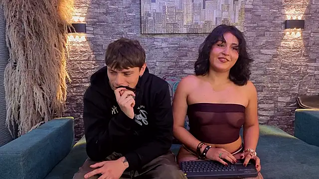 Snapshot of miaanddemian chatting on 2, 2, 2026 miaanddemian online show from 2, 2, 2026