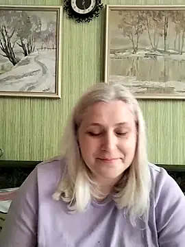 NyushaLollipop online show from 29, 4, 2026