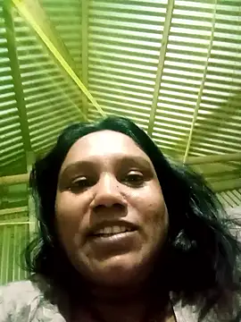 Snapshot of Hot_queen3210 chatting on 13, 1, 2026 Hot queen3210 online show from 13, 1, 2026