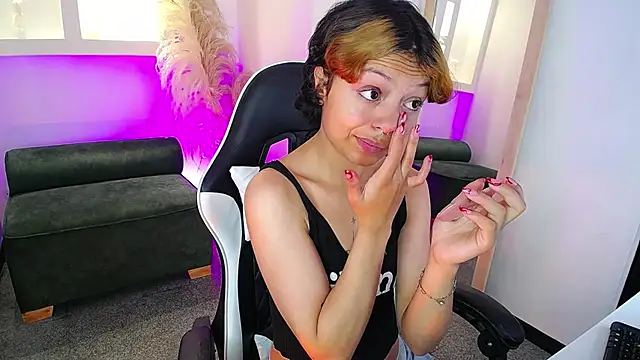 melodyy as online show from 16, 4, 2026