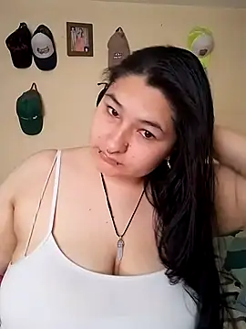 Snapshot of LauraHorny69 chatting on 26, 6, 2026 LauraHorny69 online show from 26, 6, 2026