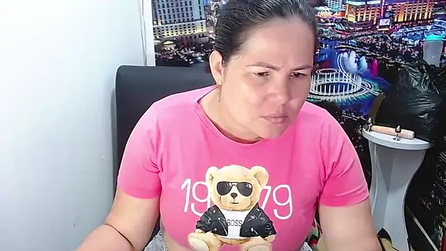 Snapshot of tila_nastyy chatting on 24, 4, 2026 tila nastyy online show from 24, 4, 2026