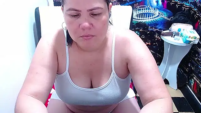 Snapshot of tila_nastyy chatting on 26, 6, 2026 tila nastyy online show from 26, 6, 2026