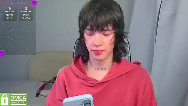 Snapshot of LeonBoykisser chatting on 24, 7, 2026 LeonBoykisser online show from 24, 7, 2026