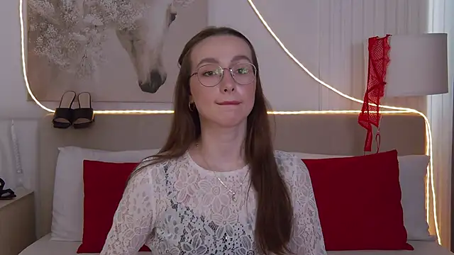 Emily Simon online show from 16, 4, 2026