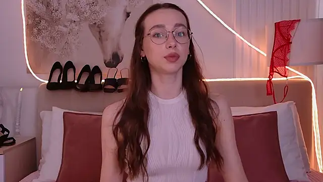 Emily Simon online show from 1, 7, 2026
