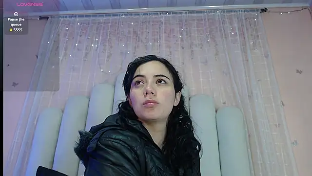 Snapshot of RoseConor_ chatting on 12, 2, 2026 RoseConor online show from 12, 2, 2026