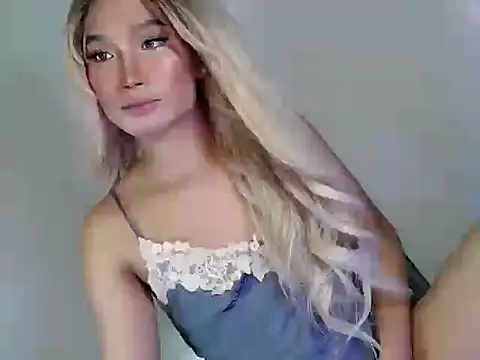 Snapshot of touch_my_body1 chatting on 15, 6, 2026 touch my body1 online show from 15, 6, 2026