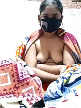 Snapshot of Hot_Sweeti chatting on 5, 2, 2026 Hot Sweeti online show from 5, 2, 2026