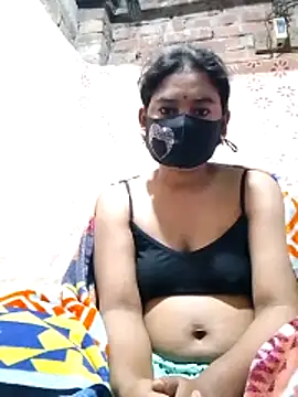 Snapshot of Hot_Sweeti chatting on 15, 2, 2026 Hot Sweeti online show from 15, 2, 2026