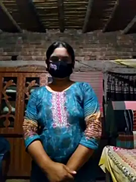 Snapshot of Hot_Sweeti chatting on 24, 2, 2026 Hot Sweeti online show from 24, 2, 2026