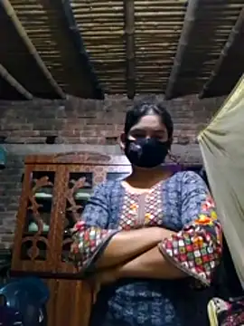 Snapshot of Hot_Sweeti chatting on 3, 3, 2026 Hot Sweeti online show from 3, 3, 2026