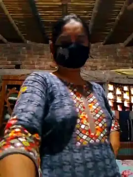 Snapshot of Hot_Sweeti chatting on 10, 3, 2026 Hot Sweeti online show from 10, 3, 2026