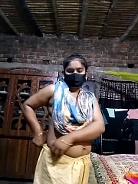 Snapshot of Hot_Sweeti chatting on 3, 4, 2026 Hot Sweeti online show from 3, 4, 2026