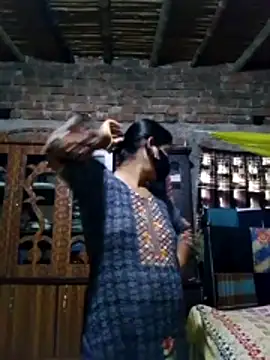 Snapshot of Hot_Sweeti chatting on 6, 4, 2026 Hot Sweeti online show from 6, 4, 2026