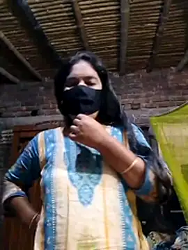 Snapshot of Hot_Sweeti chatting on 10, 4, 2026 Hot Sweeti online show from 10, 4, 2026