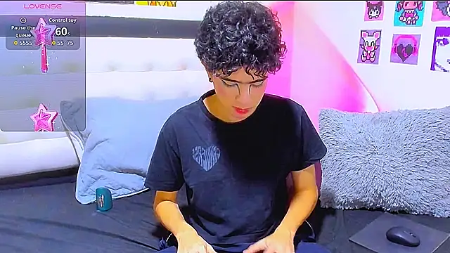 Snapshot of LuanRush_ chatting on 7, 2, 2026 LuanRush online show from 7, 2, 2026