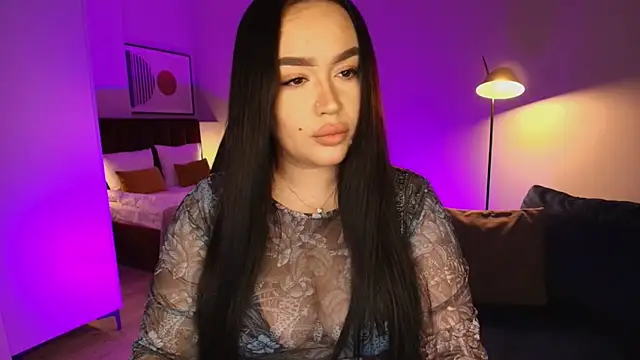 tinafox  online show from 18, 2, 2026