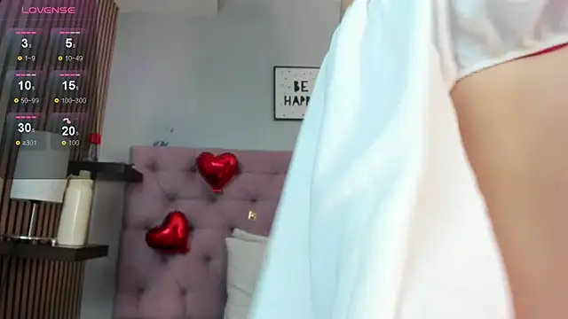 amber  moon1 online show from 14, 2, 2026