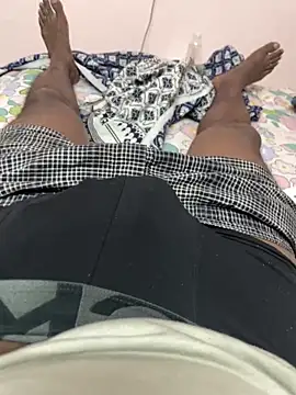 Snapshot of Yourdhiraj chatting on 15, 1, 2026 Yourdhiraj online show from 15, 1, 2026