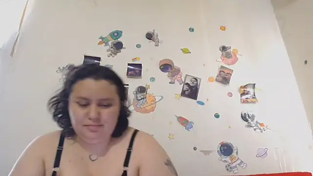 Snapshot of RavenEllieUniverse chatting on 27, 6, 2026 RavenEllieUniverse online show from 27, 6, 2026