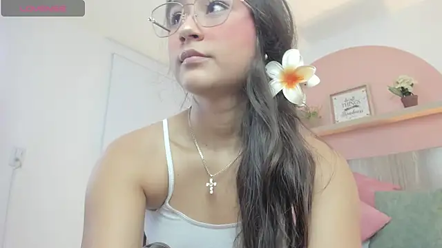 Snapshot of ivette_swan chatting on 2, 3, 2026 ivette swan online show from 2, 3, 2026