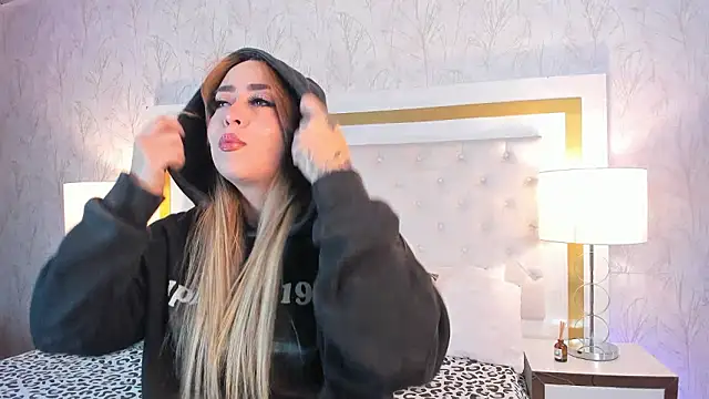 Snapshot of Xara_Shadow chatting on 17, 2, 2026 Xara Shadow online show from 17, 2, 2026