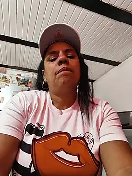Snapshot of Zeyllyjhonson chatting on 20, 6, 2026 Zeyllyjhonson online show from 20, 6, 2026