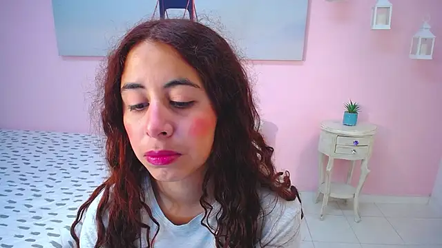 scarlett clyde online show from 6, 3, 2026