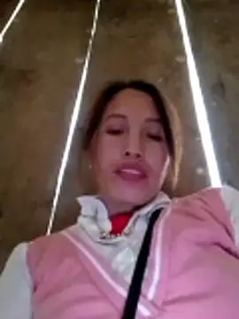 Gummiesu online show from 10, 2, 2026