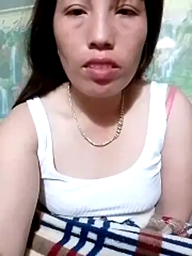 Snapshot of Gummiesu chatting on 20, 4, 2026 Gummiesu online show from 20, 4, 2026