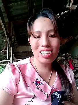 Snapshot of Gummiesu chatting on 12, 5, 2026 Gummiesu online show from 12, 5, 2026